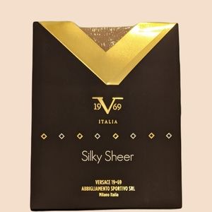 ⚜️VERSACE 19.69 Italia Pantyhose NUDE Silky Sheer Size fits Med to Large…